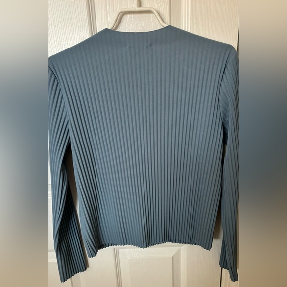 Aritzia Babaton Advocate Blouse Slab Blue S *NWOT* - Picture 7 of 8